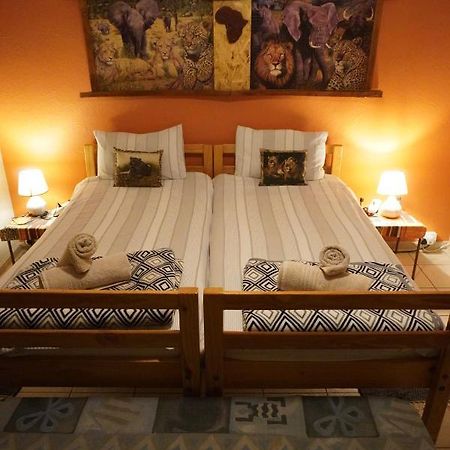 Okahandja Guesthouse Екстериор снимка