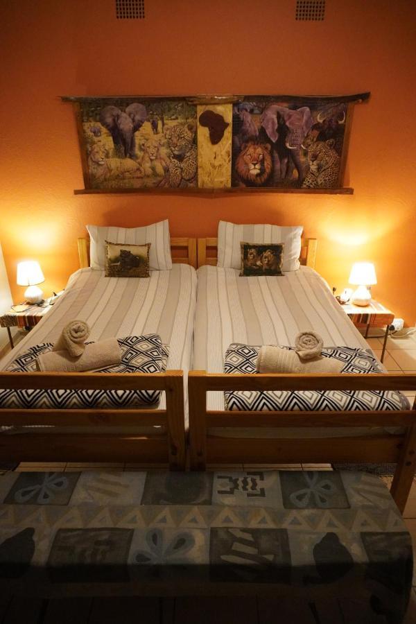 Okahandja Guesthouse Екстериор снимка