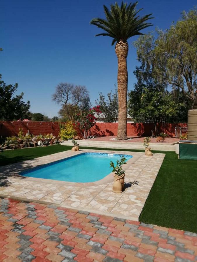 Okahandja Guesthouse Екстериор снимка