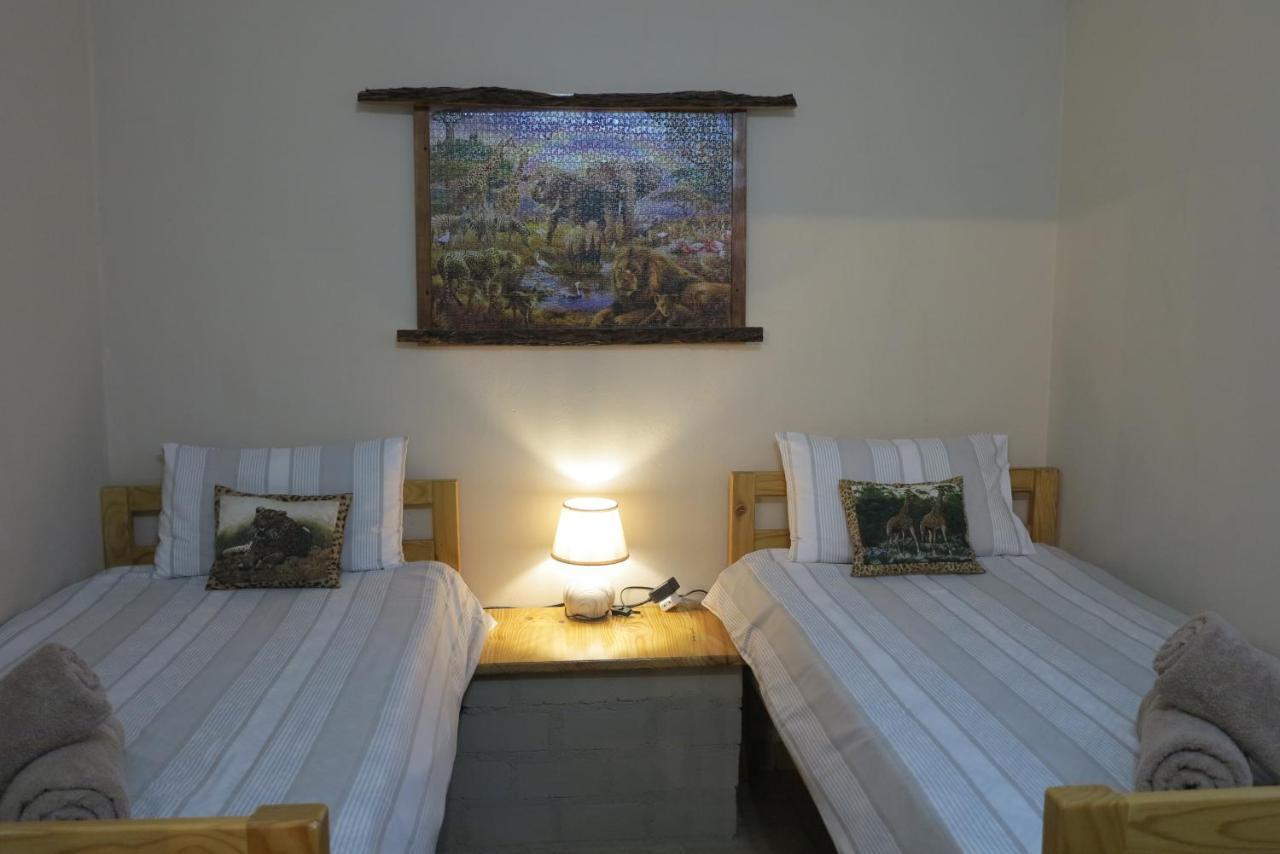 Okahandja Guesthouse Екстериор снимка